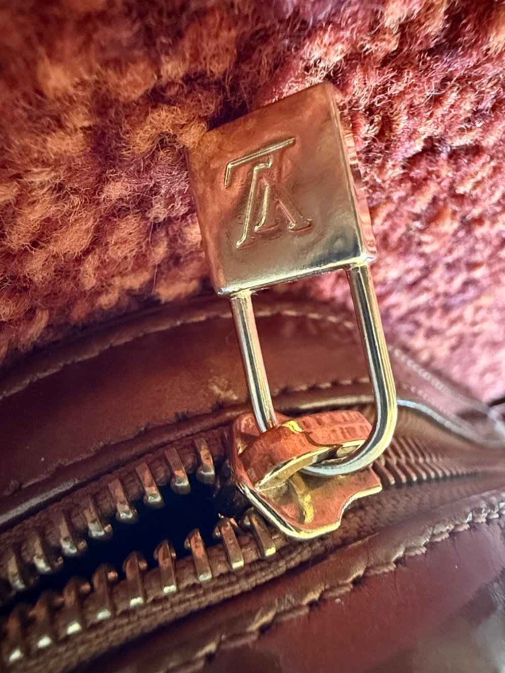 Vintage Louis Vuitton Brown Monogram Vernis Buckle Crossbody - Picture 7 of 14